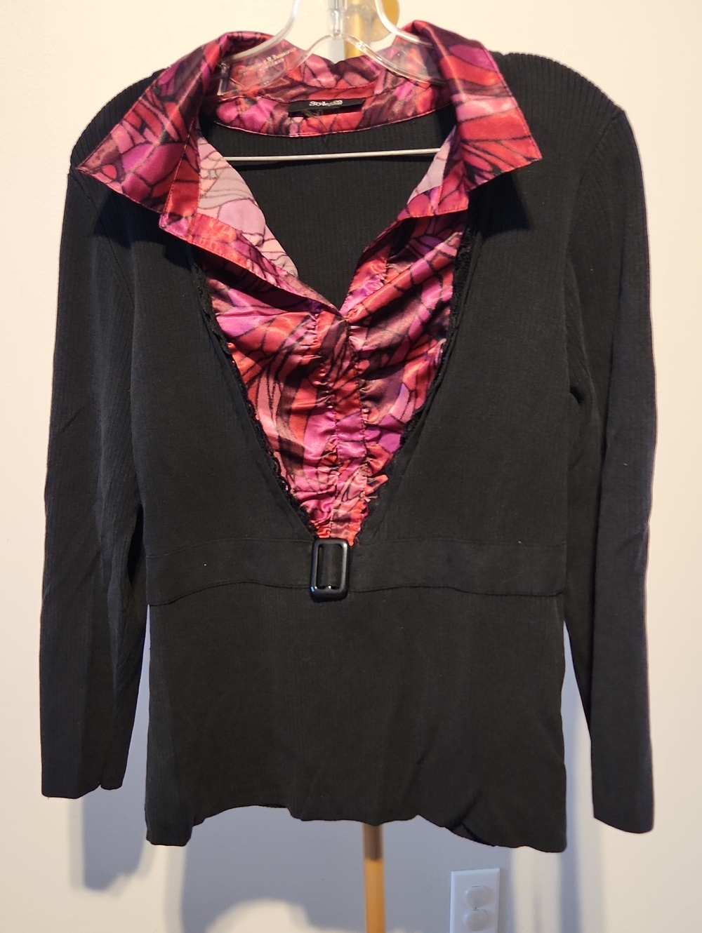 Style & Co. Black Top with Red and Pink Printed Lining